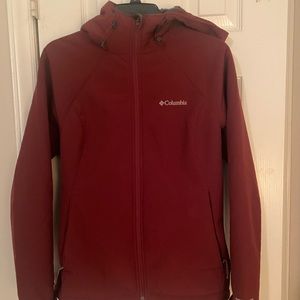 Fleece lined Columbia jacket. Lightly worn. Rust color